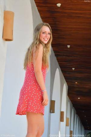 Original 852 px/ 1280 px