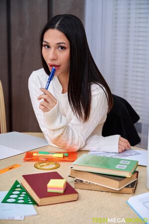 Original 2333 px/ 3500 px