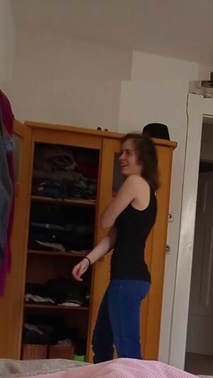 Original 405 px/ 720 px