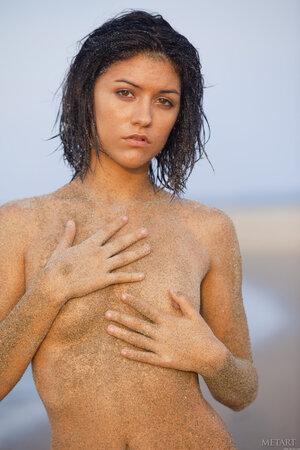 Original 1365 px/ 2048 px