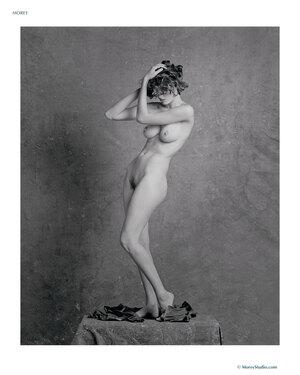 Original 2400 px/ 3000 px