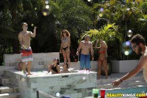 Original 1903 px/ 1269 px