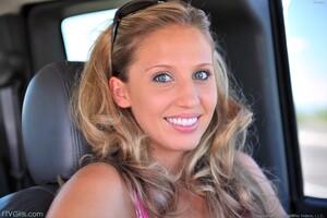 Original 1600 px/ 1064 px