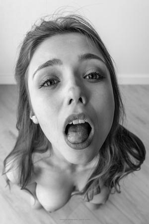 Original 1440 px/ 2160 px