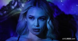 Original 4096 px/ 2160 px