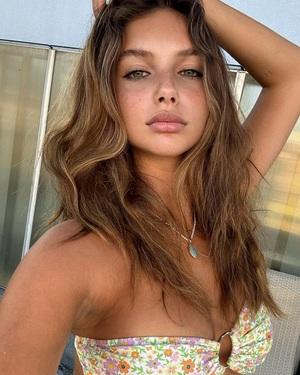 Original 1440 px/ 1800 px