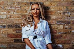 Original 4500 px/ 3000 px