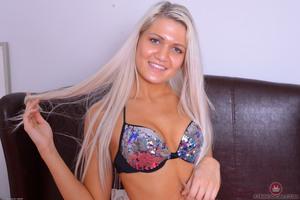 Original 3000 px/ 2000 px