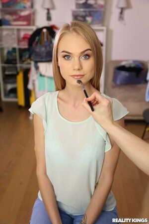 Original 1663 px/ 2495 px