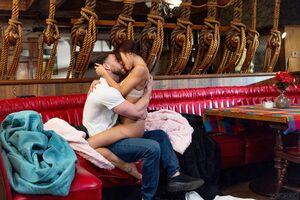 Original 1920 px/ 1281 px