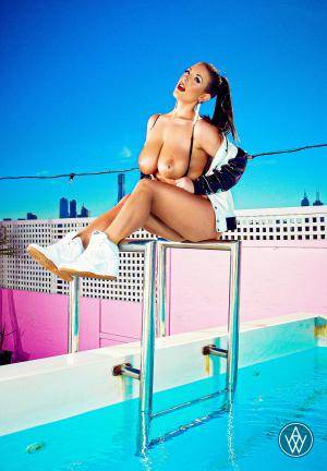 Original 1600 px/ 2304 px