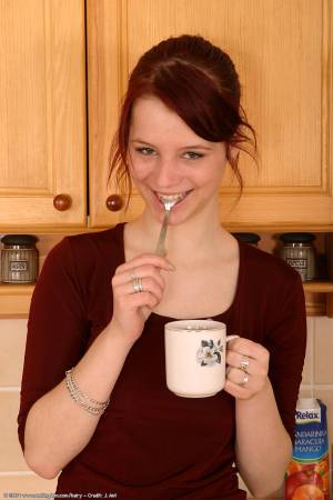 Original 682 px/ 1024 px