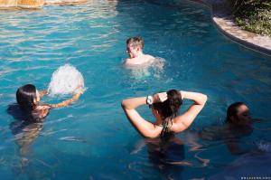 Original 2495 px/ 1663 px