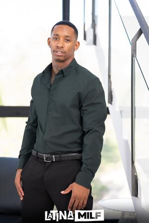 Original 2565 px/ 3840 px