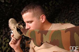 Original 2000 px/ 1328 px