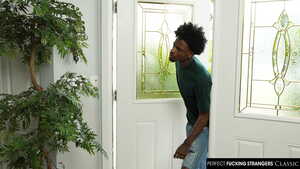 Original 2500 px/ 1406 px