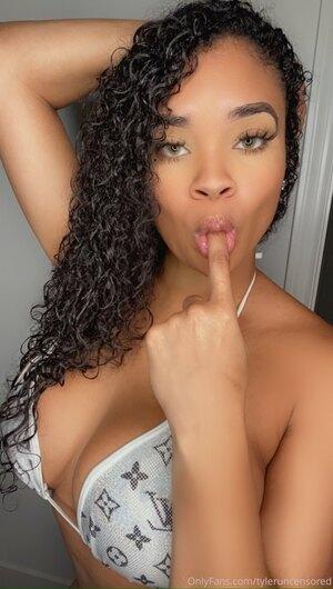 Original 1174 px/ 2073 px