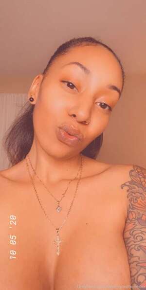 Original 403 px/ 800 px