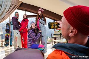 Original 5000 px/ 3333 px