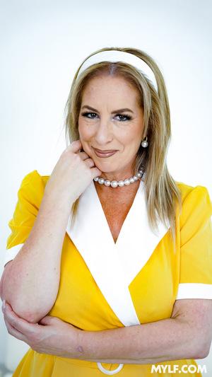 Original 912 px/ 1620 px