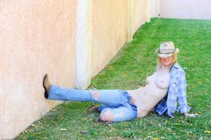 Original 3000 px/ 1996 px