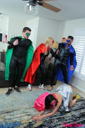 Original 3840 px/ 5760 px