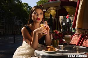 Original 2999 px/ 2000 px