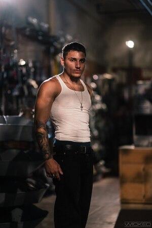 Original 1280 px/ 1919 px