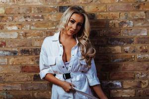 Original 4500 px/ 3000 px