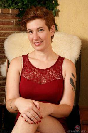 Original 854 px/ 1280 px