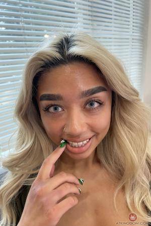 Original 2000 px/ 3000 px