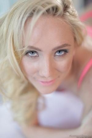 Original 1280 px/ 1920 px