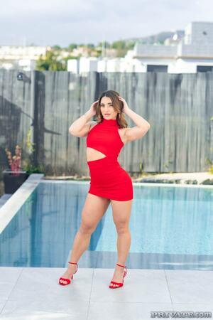 Original 1067 px/ 1600 px