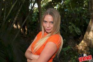 Original 2700 px/ 1800 px