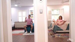 Original 2048 px/ 1152 px