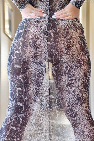 Original 852 px/ 1280 px