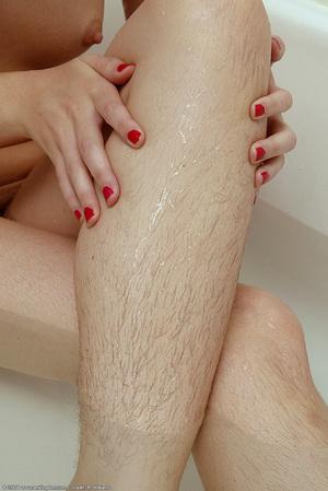 Original 684 px/ 1024 px