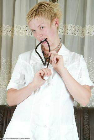 Original 684 px/ 1024 px