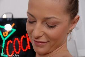 Original 3000 px/ 2008 px