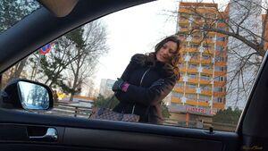 Original 1142 px/ 643 px