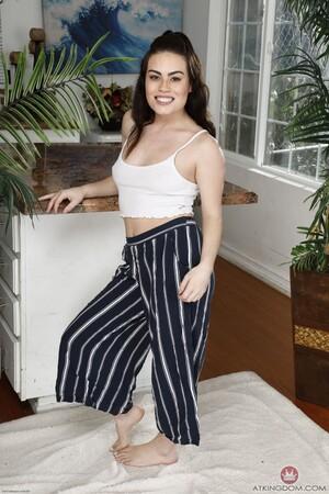 Original 682 px/ 1024 px