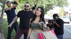 Original 2500 px/ 1406 px