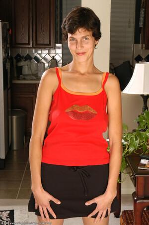 Original 680 px/ 1024 px