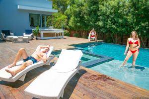 Original 2495 px/ 1663 px