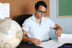 Original 1331 px/ 884 px