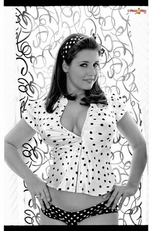 Original 1059 px/ 1600 px