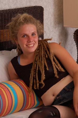 Original 1021 px/ 1536 px