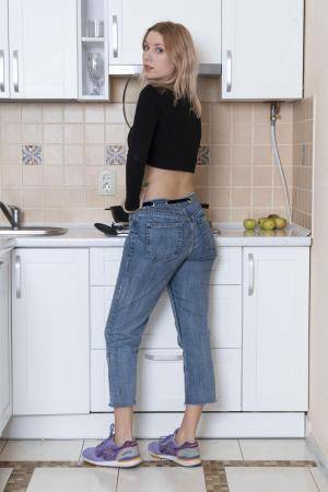 Original 2000 px/ 3000 px