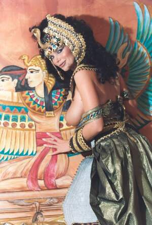 Original 679 px/ 1000 px