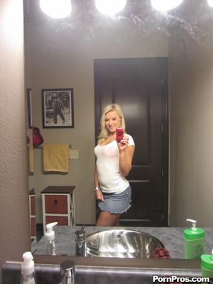 #Porn Annika Albrite real gfs Anikkas Sweet Cupcake